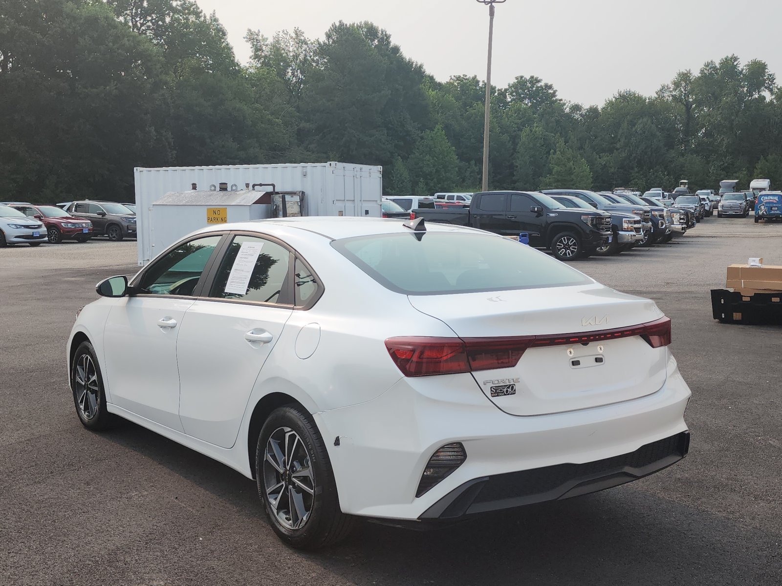 Used 2024 Kia Forte LXS w/ LXS Technology Package FWD image 3