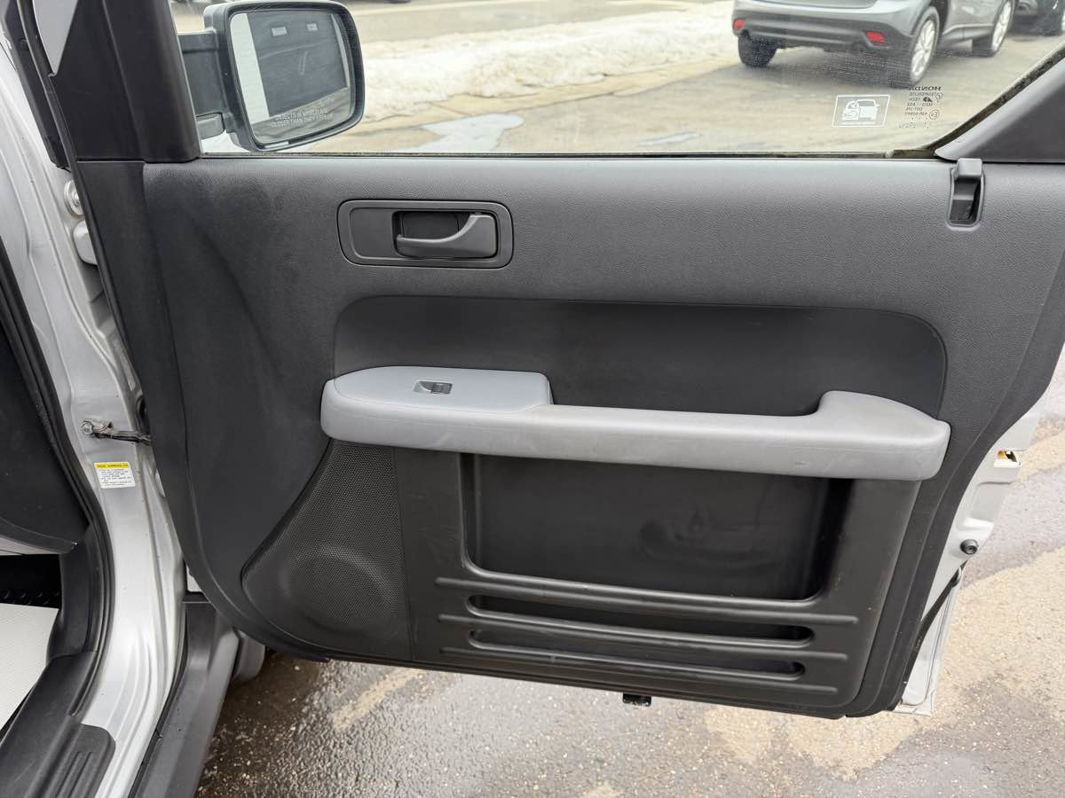 Used 2008 Honda Element EX image 18