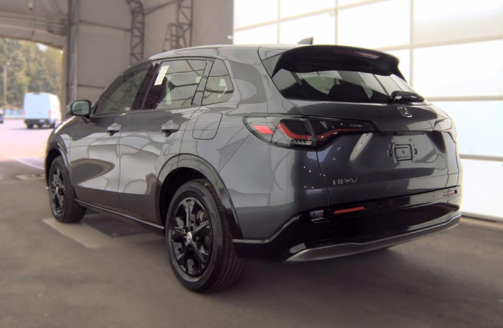 Used 2024 Honda HR-V EX-L image 3