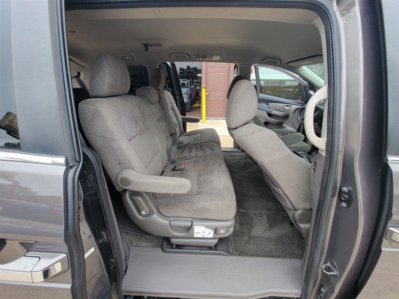 Used 2016 Honda Odyssey EX image 12