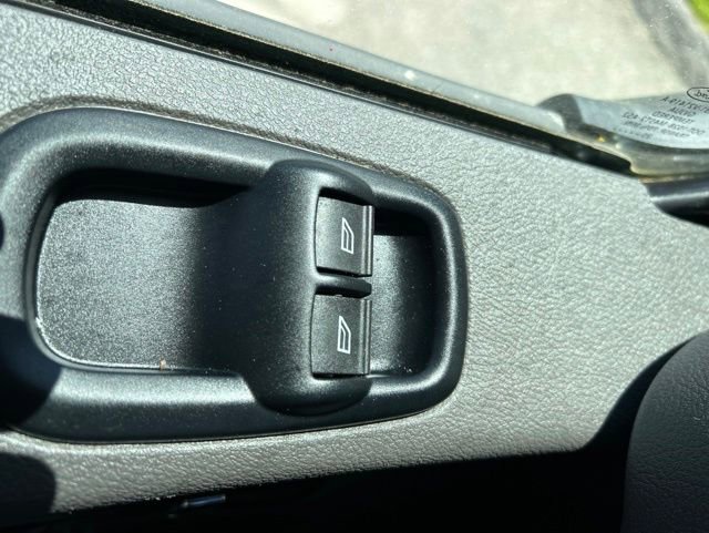 Used 2025 Ford Transit 250 148 Medium Roof RWD image 24