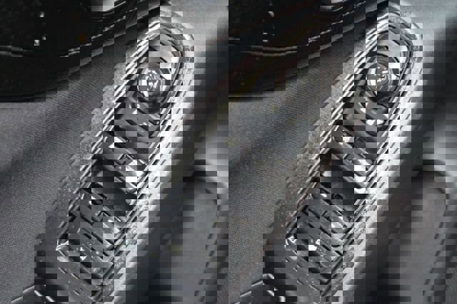 Used 2019 Subaru Impreza 2.0i image 9