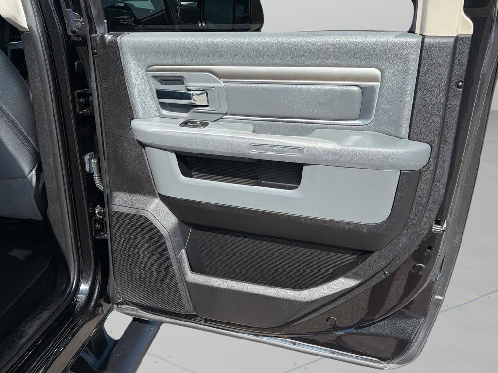 Used 2017 RAM 2500 Big Horn w/ Sport Appearance Group image 11