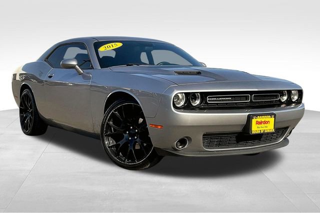 Used 2015 Dodge Challenger SXT