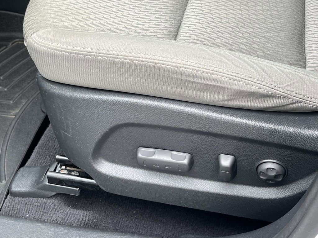 Used 2016 Hyundai Santa Fe SE image 27