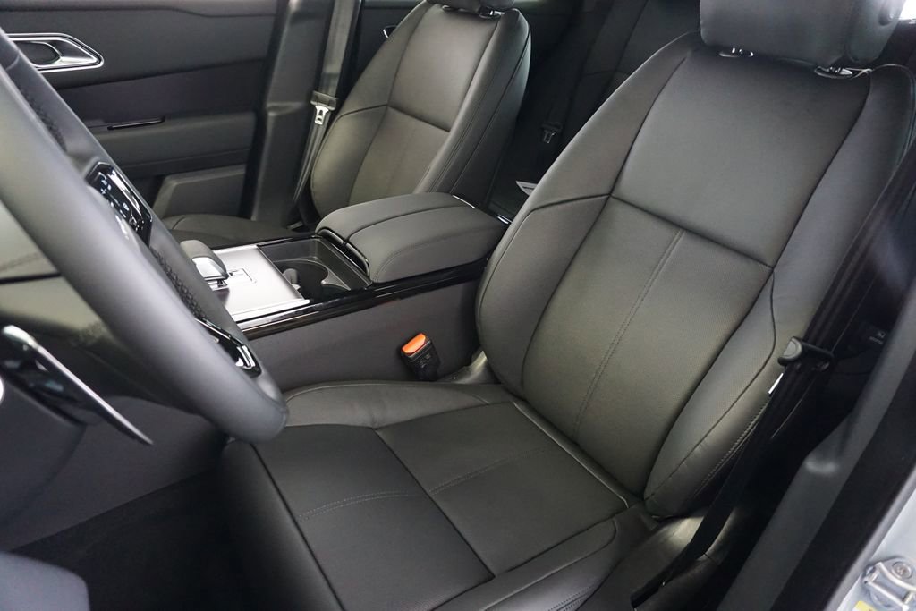 New 2026 Land Rover Range Rover Velar Dynamic SE image 20