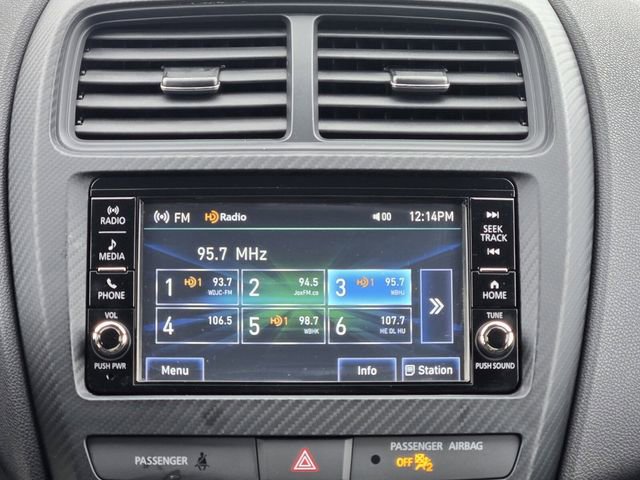 Used 2025 Mitsubishi Outlander Sport ES image 16