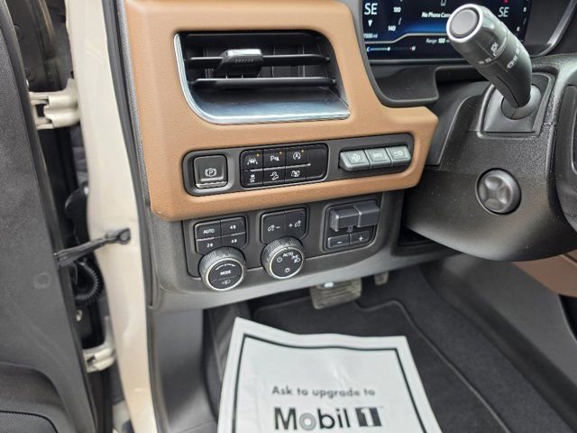 Used 2023 Chevrolet Suburban High Country AWD/4WD image 23