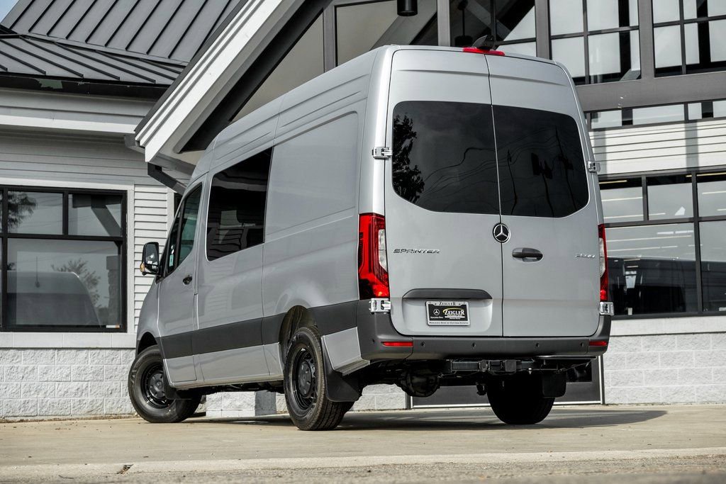 Used 2025 Mercedes-Benz Sprinter 2500 video 2