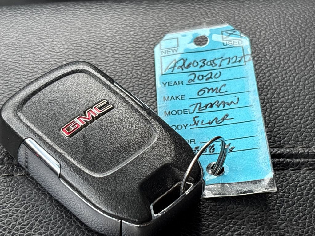 Used 2020 GMC Terrain SLT w/ Preferred Package image 32