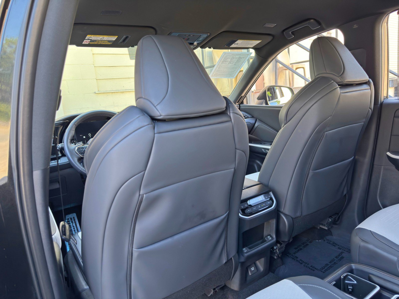 Used 2025 Lexus TX 500h AWD w/ Technology Package image 33
