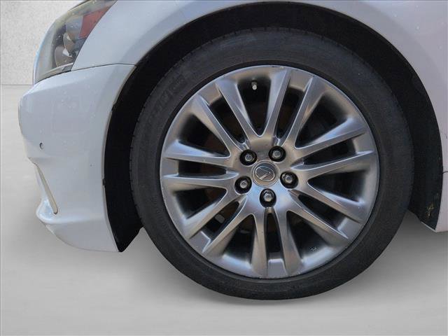 Used 2013 Lexus LS 460 AWD w/ Comfort Pkg image 7