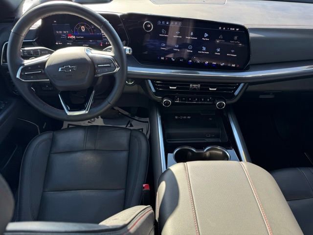 Used 2025 Chevrolet Suburban RST w/ RST Capability Package image 20