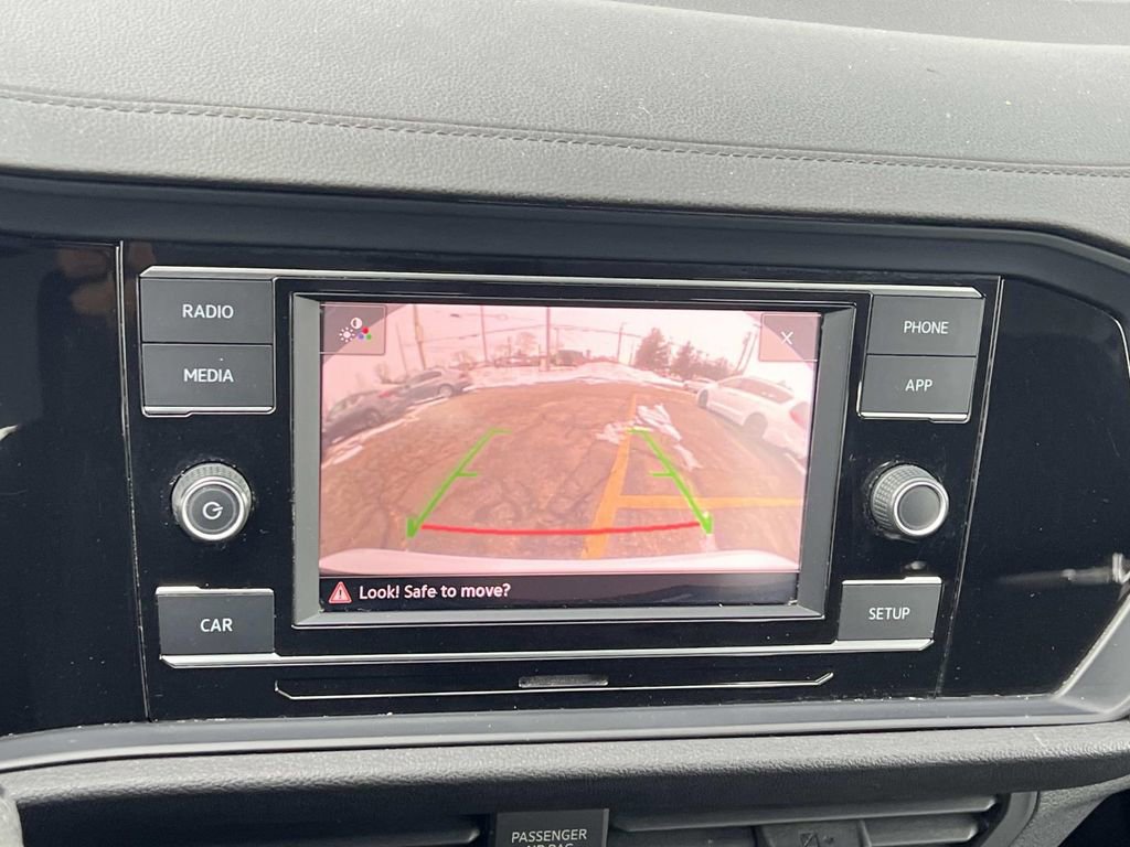 Used 2019 Volkswagen Jetta SE image 19