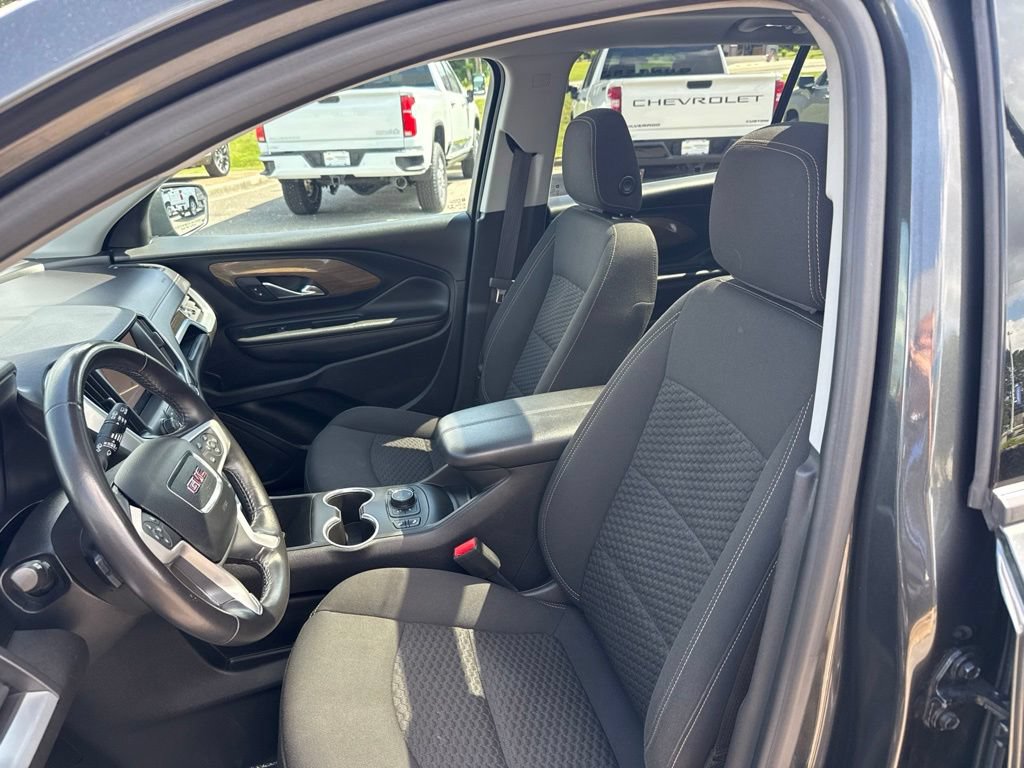 Used 2021 GMC Terrain SLE w/ Driver Convenience Package AWD/4WD image 6