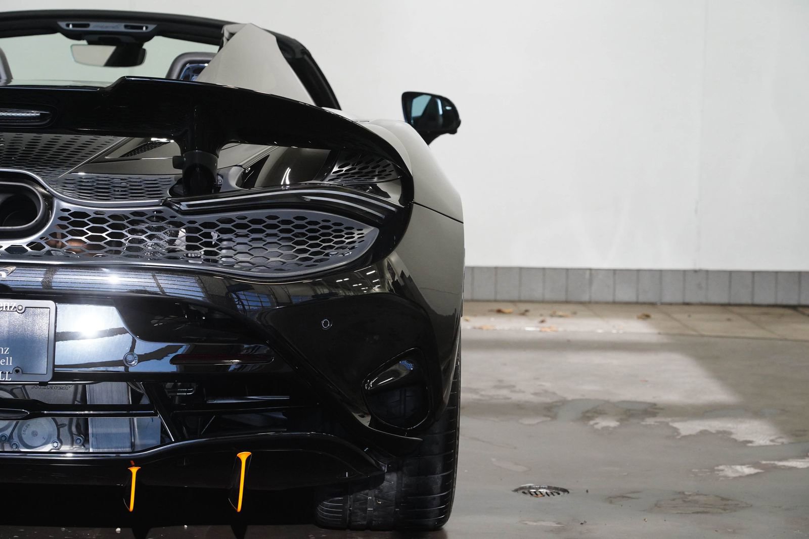 Used 2025 McLaren 750S Spider image 19