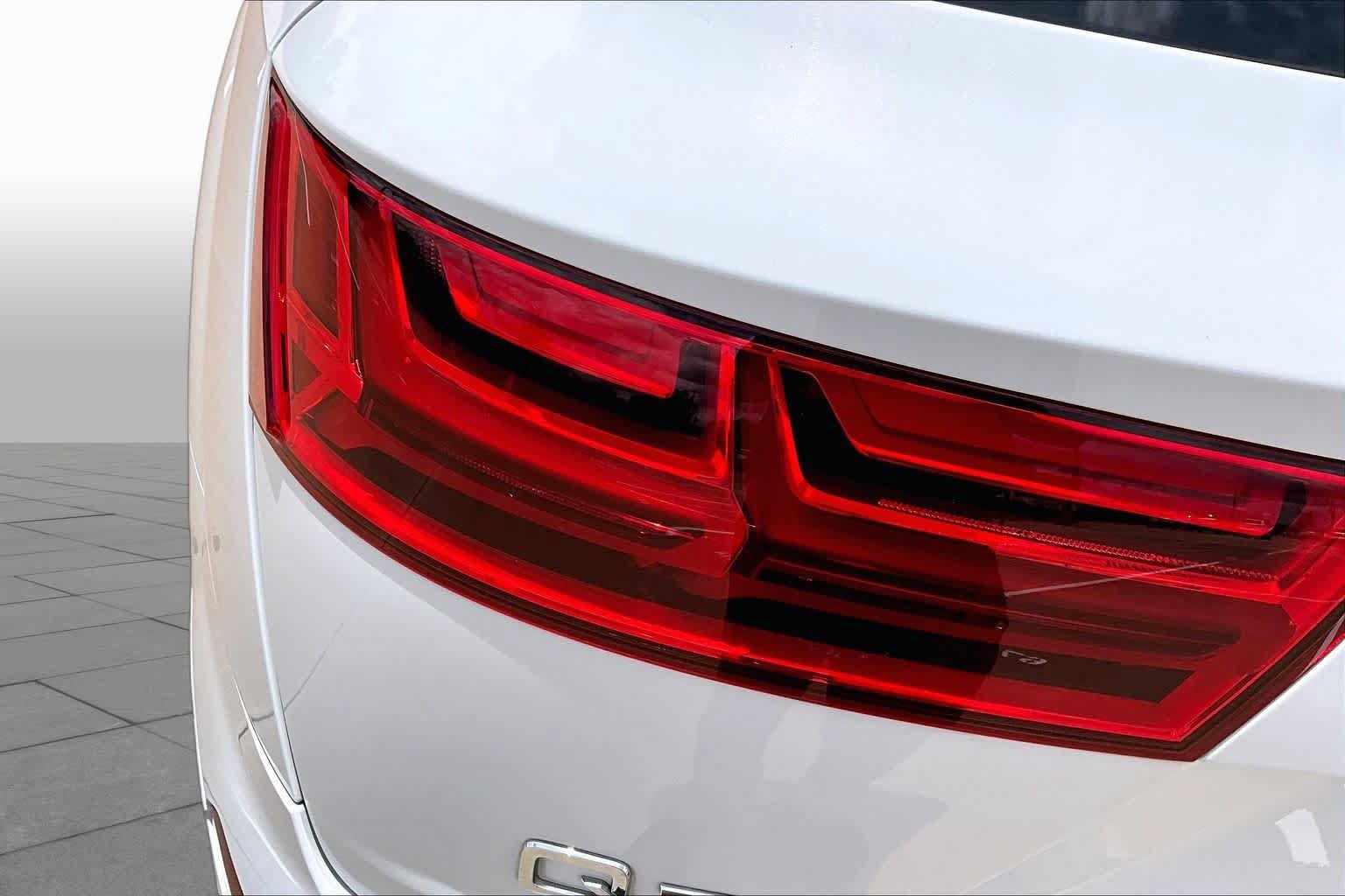 Used 2017 Audi Q7 3.0T Premium Plus AWD/4WD image 29