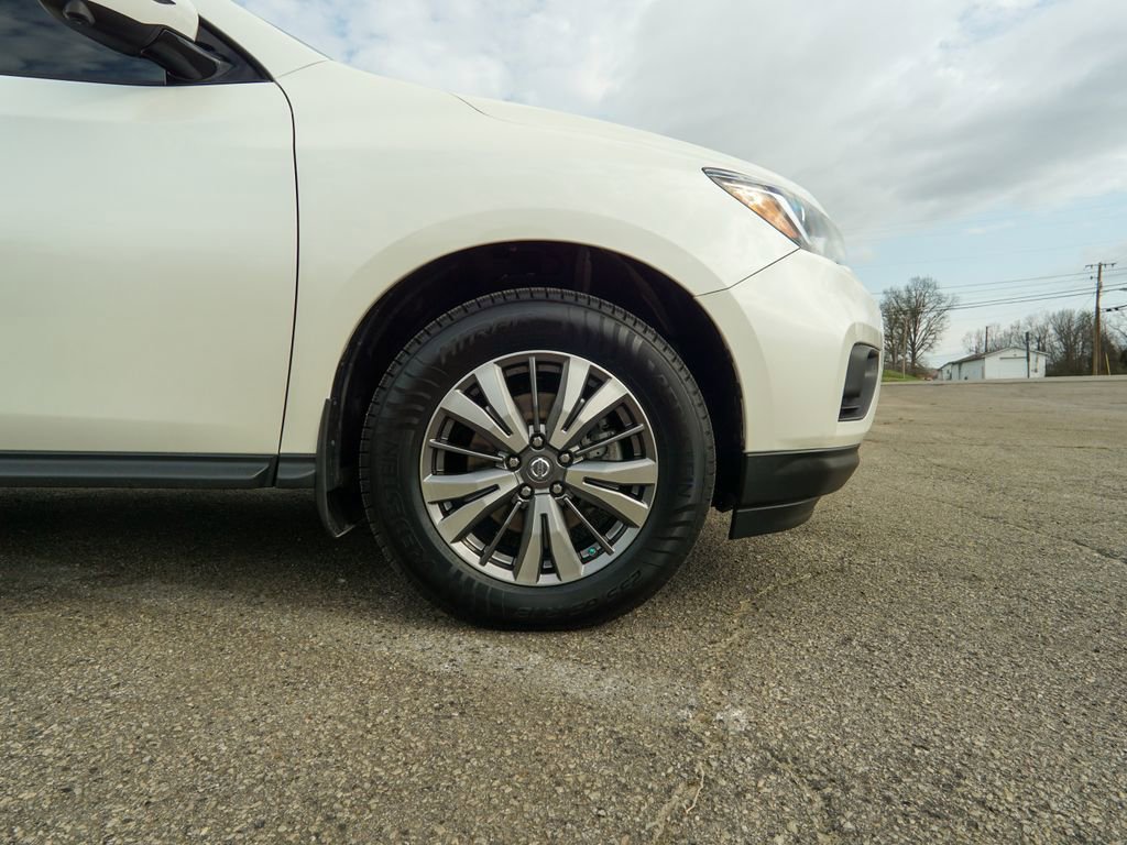 Used 2019 Nissan Pathfinder SL image 13