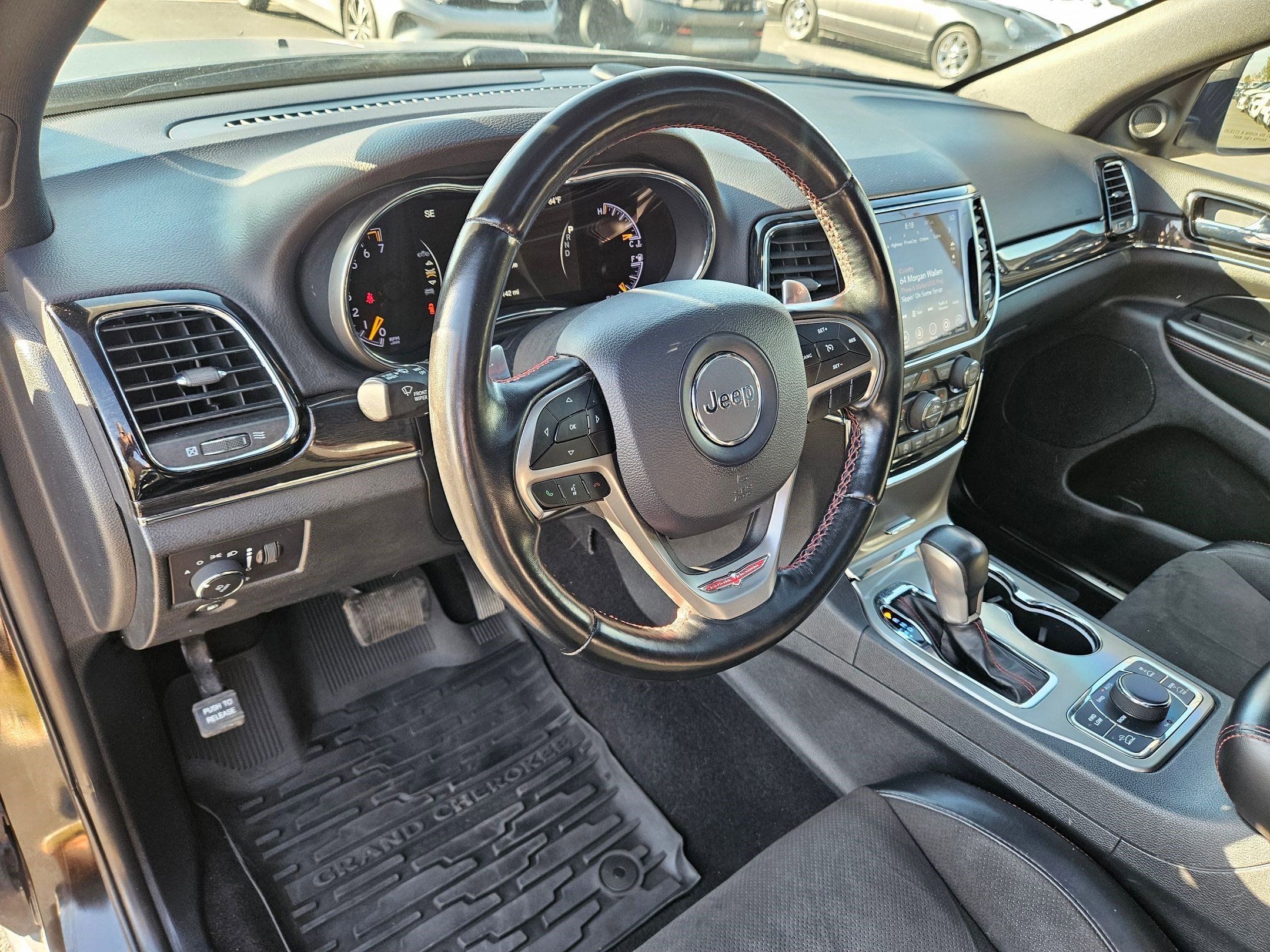 Used 2020 Jeep Grand Cherokee Trailhawk AWD/4WD image 16
