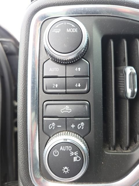 Used 2020 GMC Sierra 1500 SLE w/ SLE Value Package AWD/4WD image 9