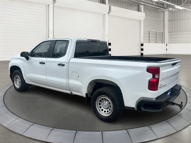 Used 2022 Chevrolet Silverado 1500 W/T w/ Z71 Off-Road Package AWD/4WD image 2