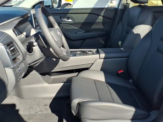 New 2026 Nissan Rogue SV w/ SV Premium Package image 27