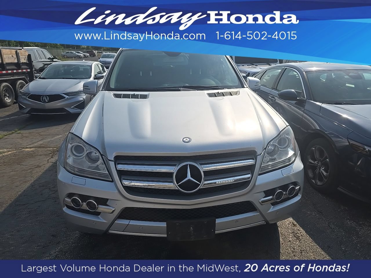 Used 2011 Mercedes-Benz GL 450 4MATIC image 2