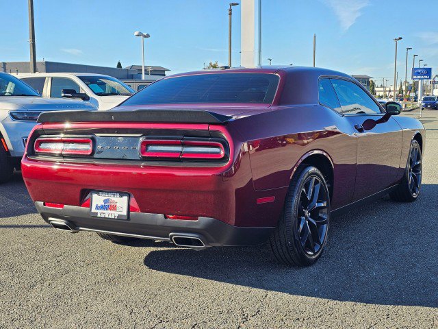 Used 2022 Dodge Challenger SXT RWD image 3