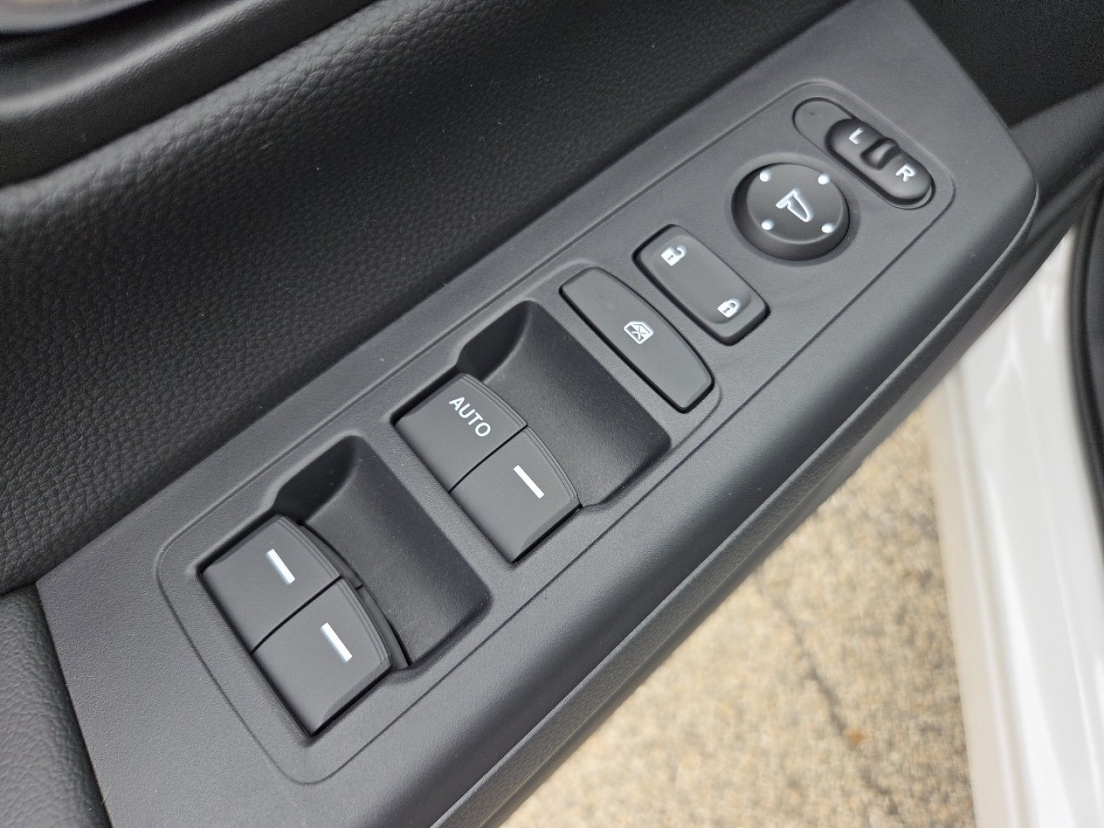 New 2026 Honda CR-V LX image 25