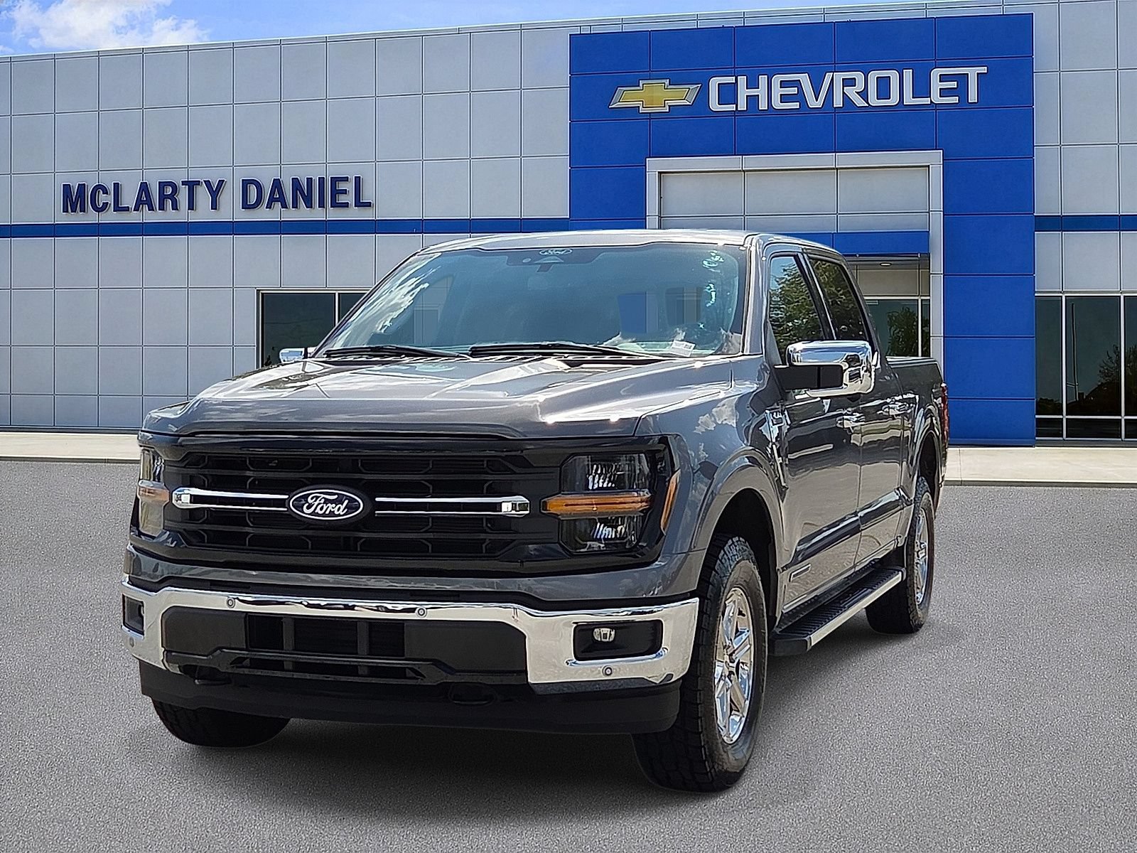 Used 2025 Ford F150 XLT w/ Equipment Group 302A MID AWD/4WD image 2