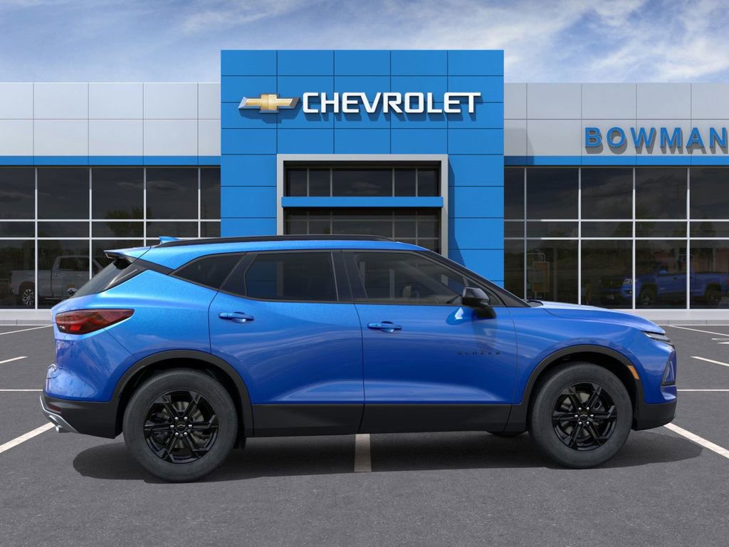 New 2026 Chevrolet Blazer LT image 5