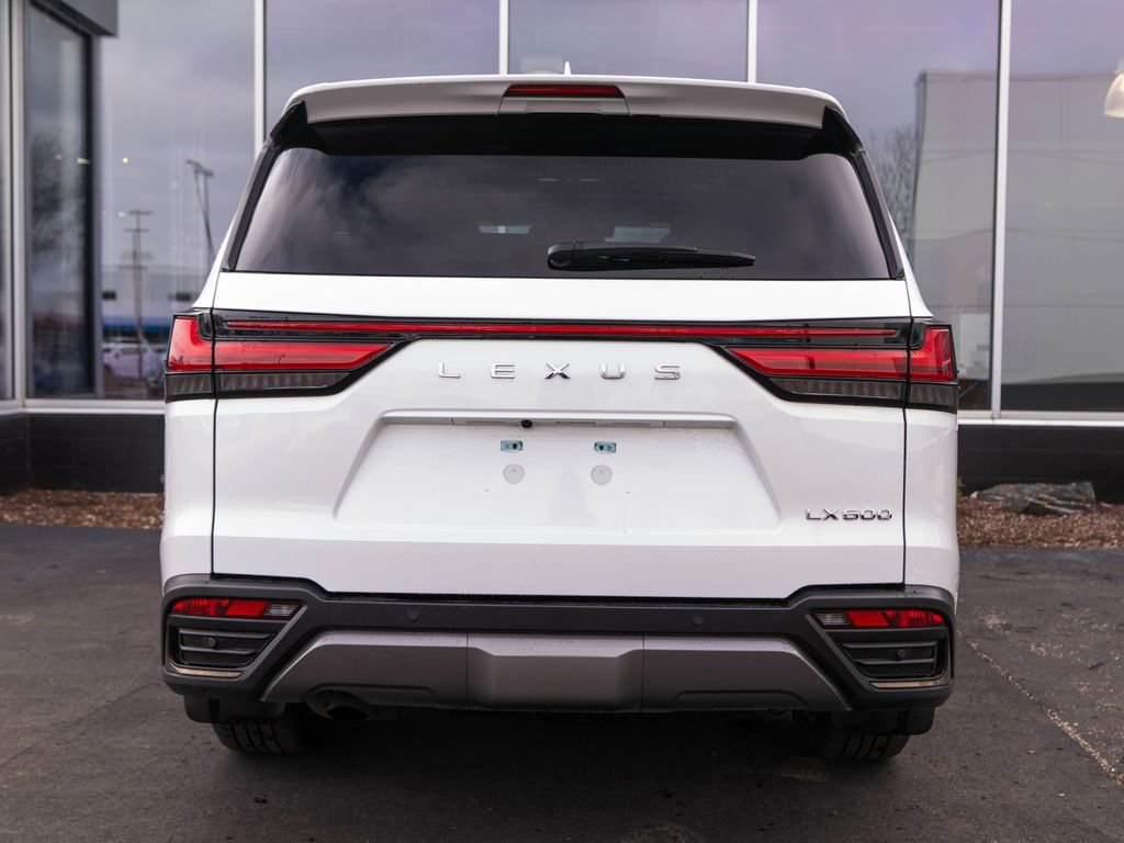 Used 2024 Lexus LX 600 4WD w/ Appearance Package image 8