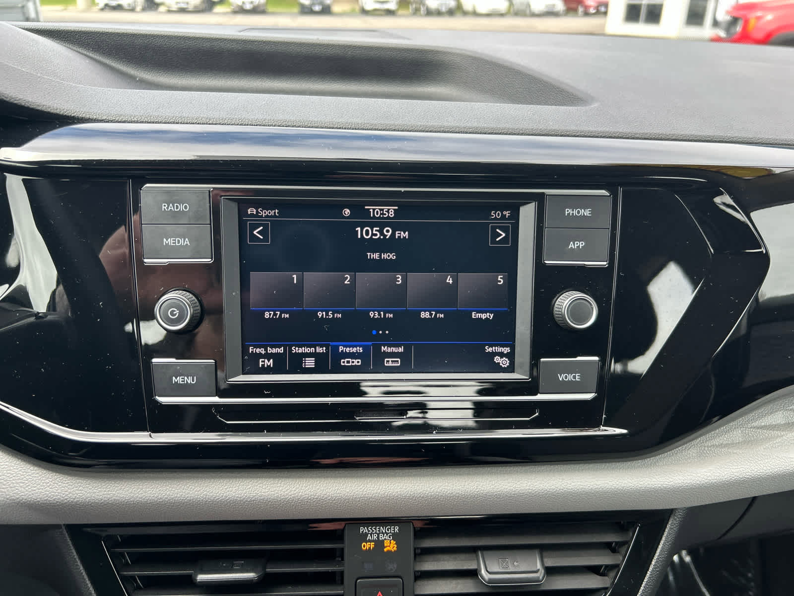 Used 2022 Volkswagen Taos S AWD/4WD image 16