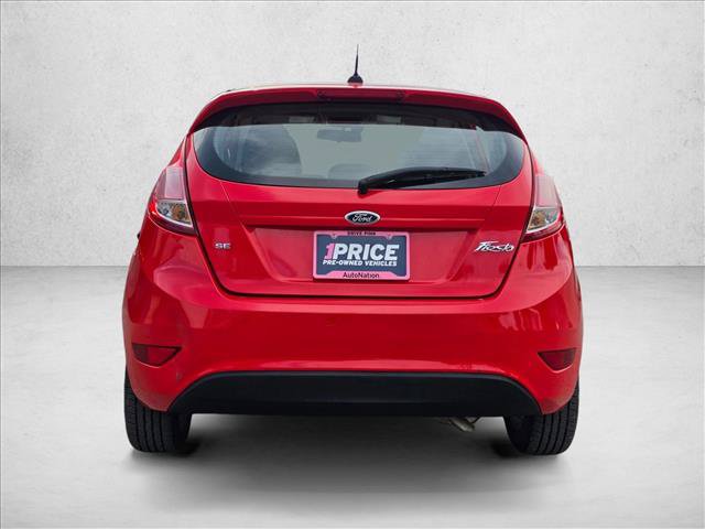 Used 2015 Ford Fiesta SE FWD image 4