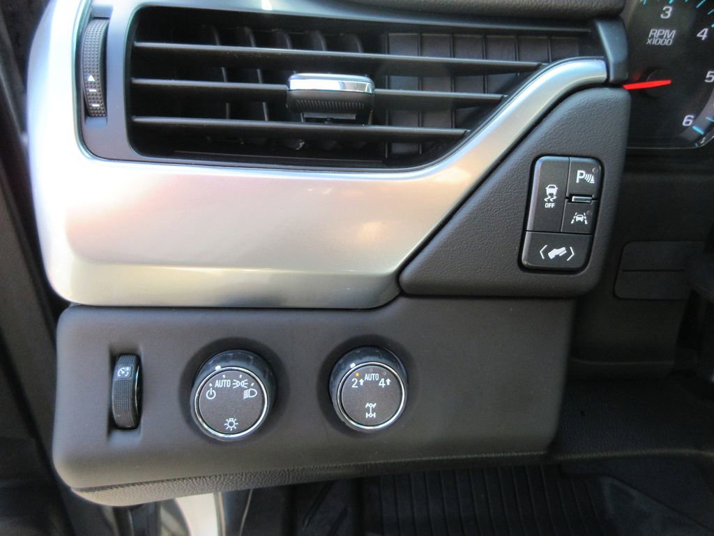 Used 2019 Chevrolet Tahoe LT image 25