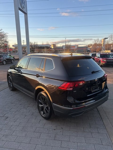 Used 2022 Volkswagen Tiguan SE image 11