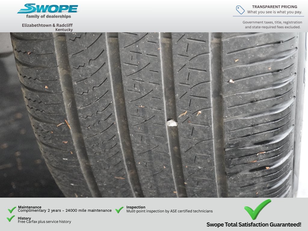 Used 2025 Ford Explorer ST AWD/4WD image 31