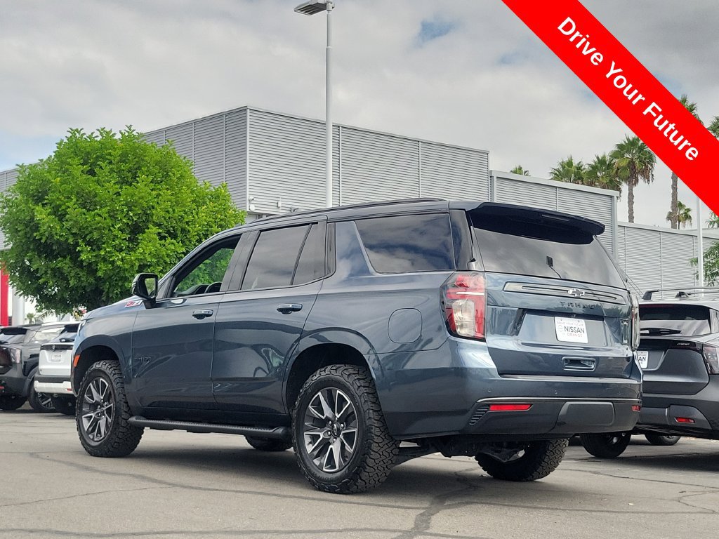 Used 2021 Chevrolet Tahoe Z71 w/ Luxury Package AWD/4WD image 2