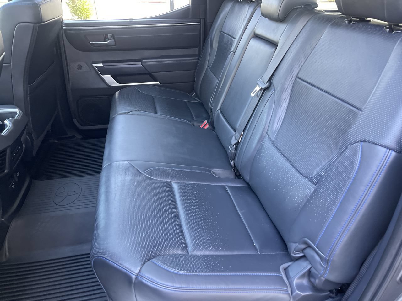Used 2024 Toyota Tundra Platinum AWD/4WD image 23