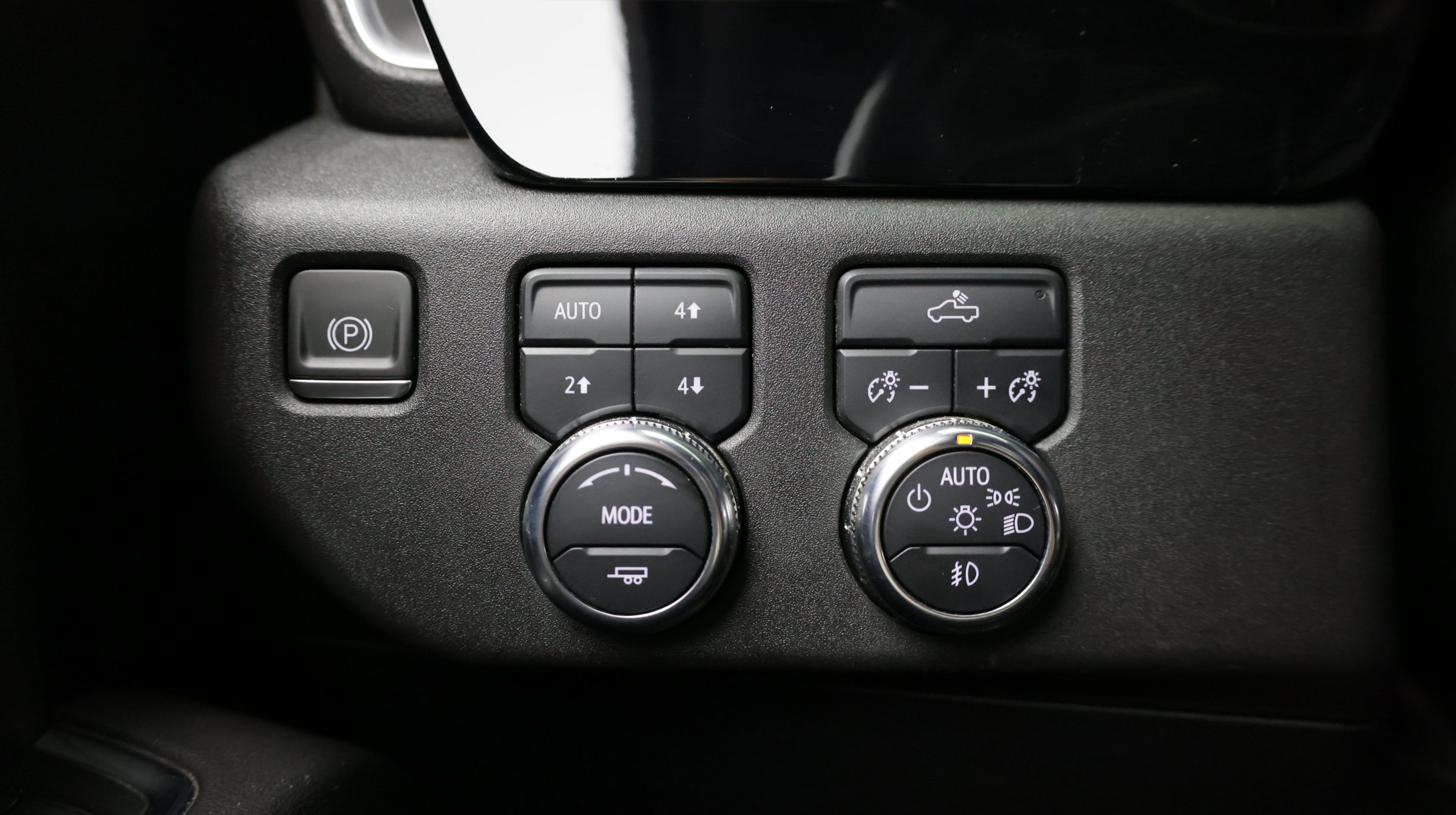 Used 2023 GMC Sierra 1500 Elevation w/ LPO, Elevation Black Package AWD/4WD image 18