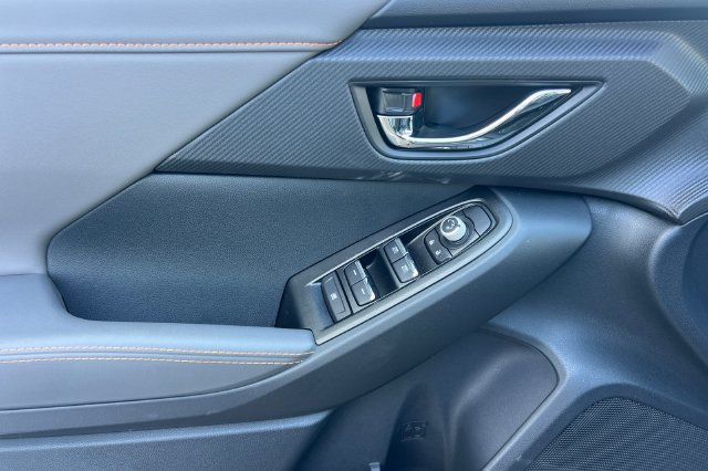 New 2026 Subaru Crosstrek 2.5i Limited AWD/4WD image 8