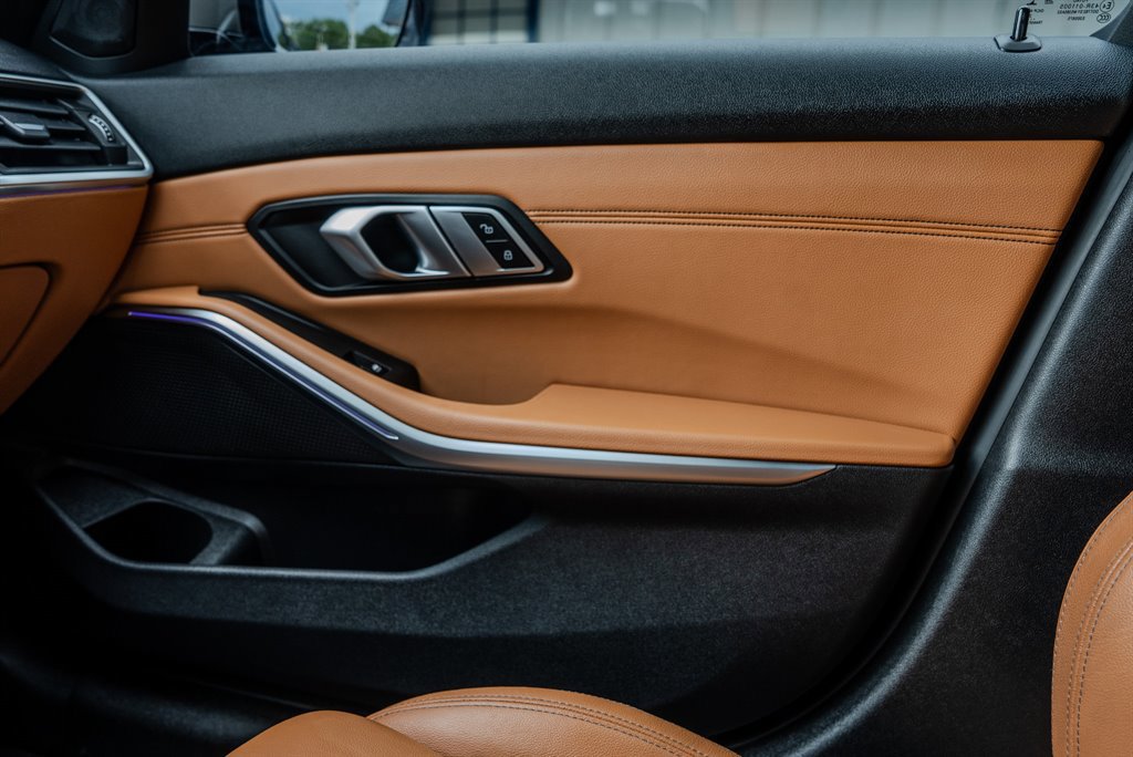 Used 2021 BMW M340i w/ Parking Assistance Package image 23