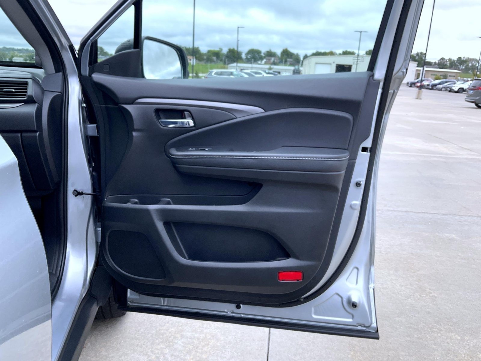Used 2025 Honda Ridgeline RTL image 17