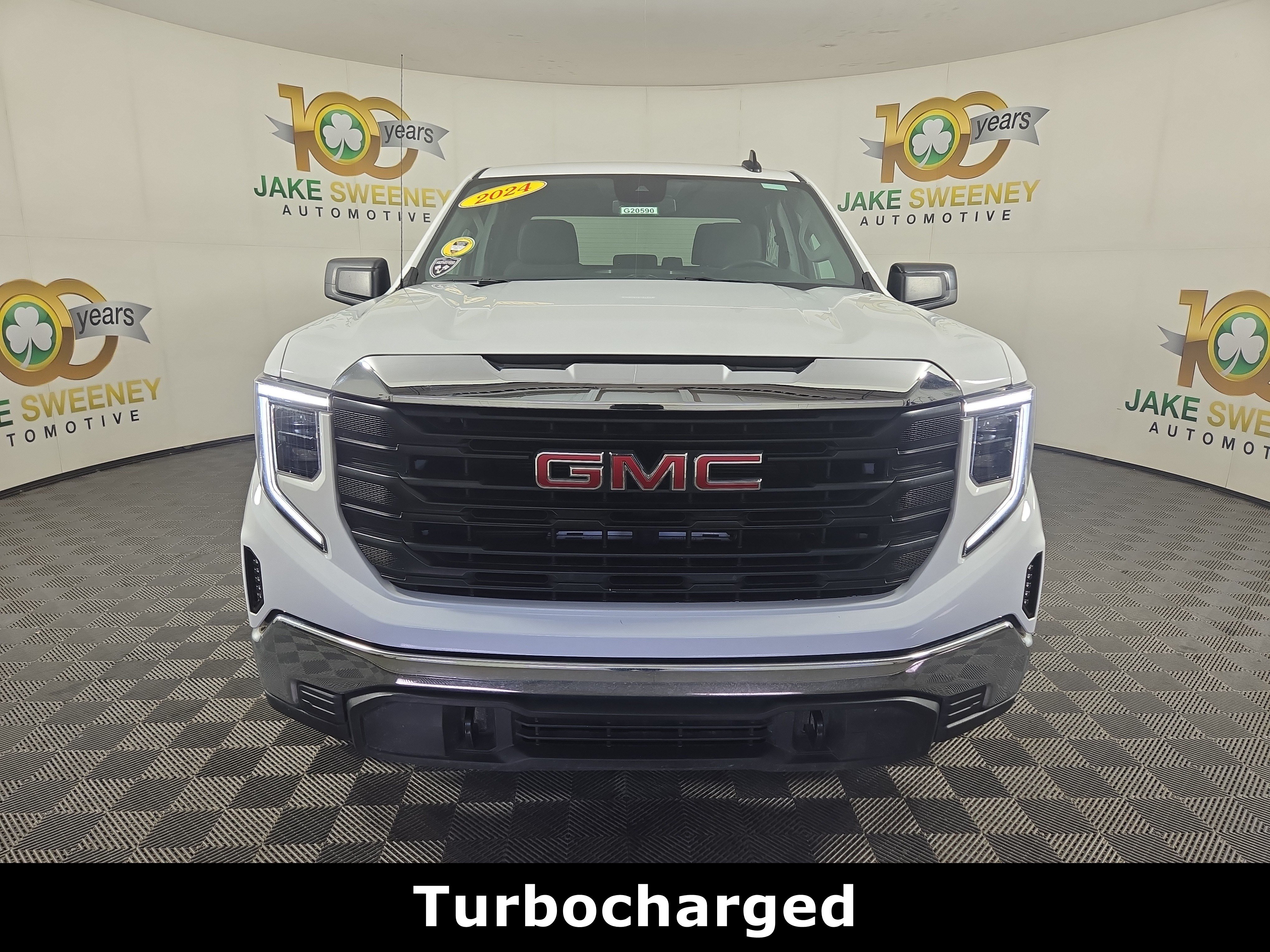 Certified 2024 GMC Sierra 1500 Pro w/ Pro Value Package AWD/4WD image 2