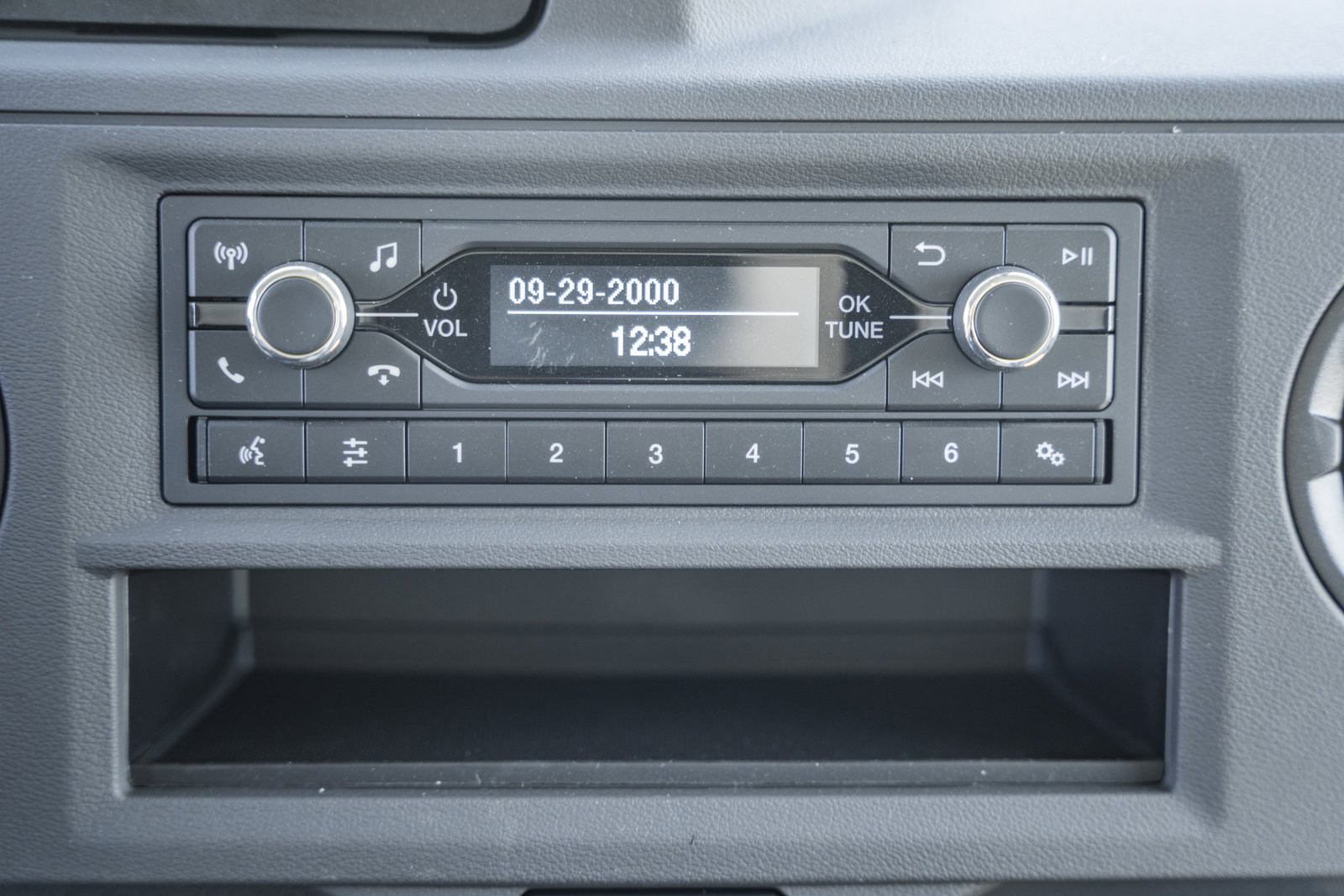 New 2026 Ford E-450 and Econoline 450 Super Duty w/ Power Equipment Group RWD image 24