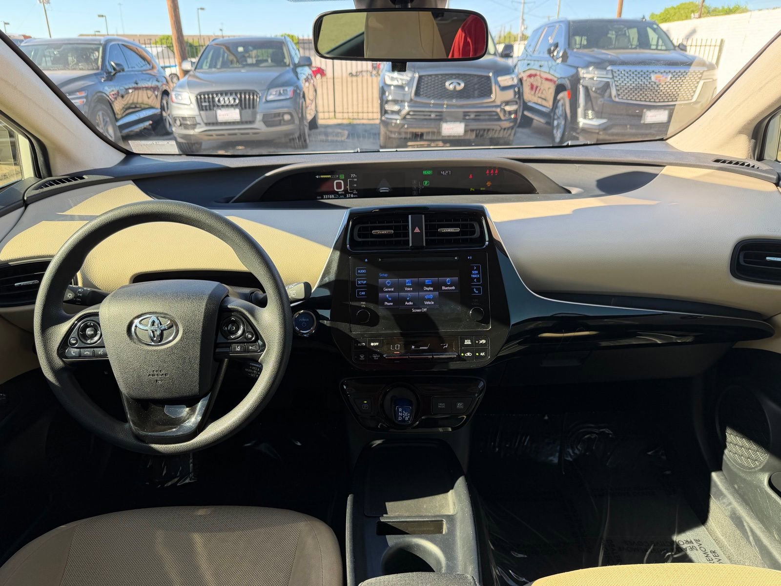 Used 2019 Toyota Prius LE image 12