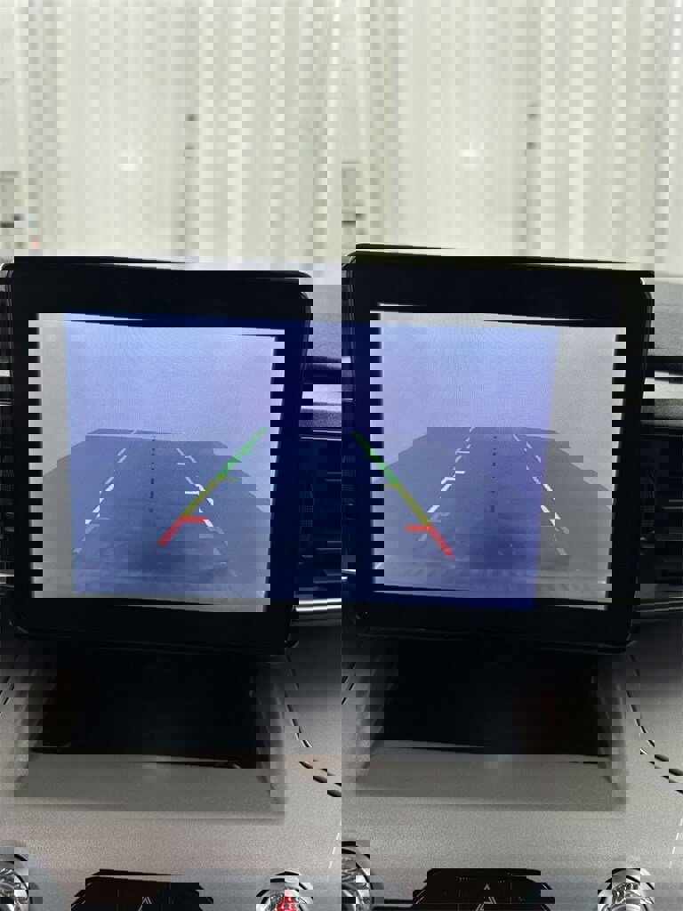 Used 2021 Ford Explorer XLT w/ Equipment Group 202A image 20