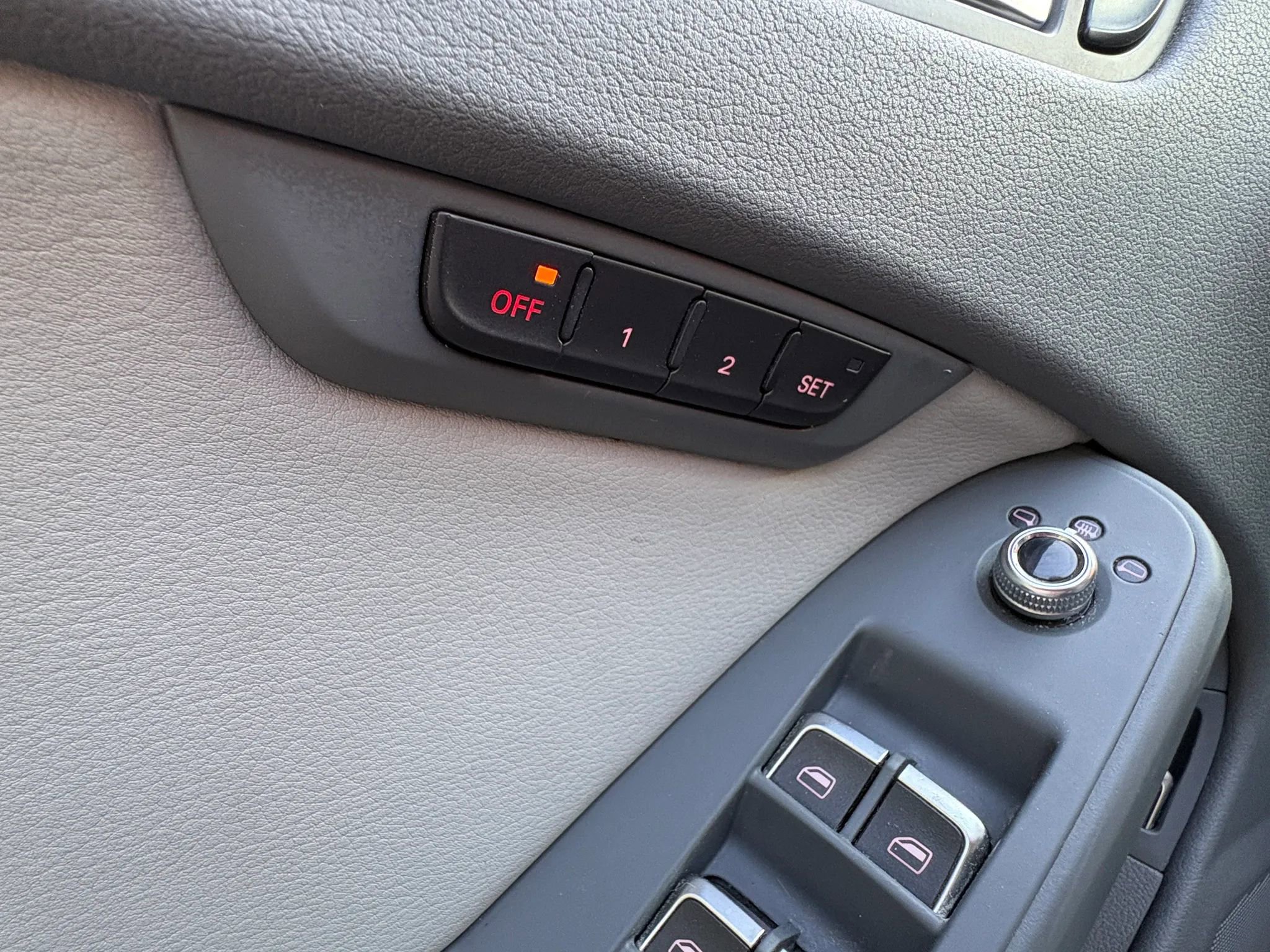 Used 2015 Audi A4 2.0T Premium Plus w/ Technology Package AWD/4WD image 33