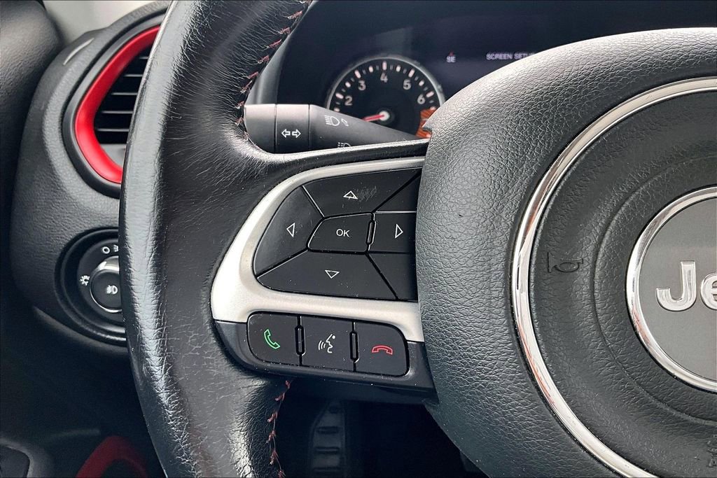 Used 2019 Jeep Renegade Trailhawk w/ UConnect 8.4 Nav Group AWD/4WD image 20