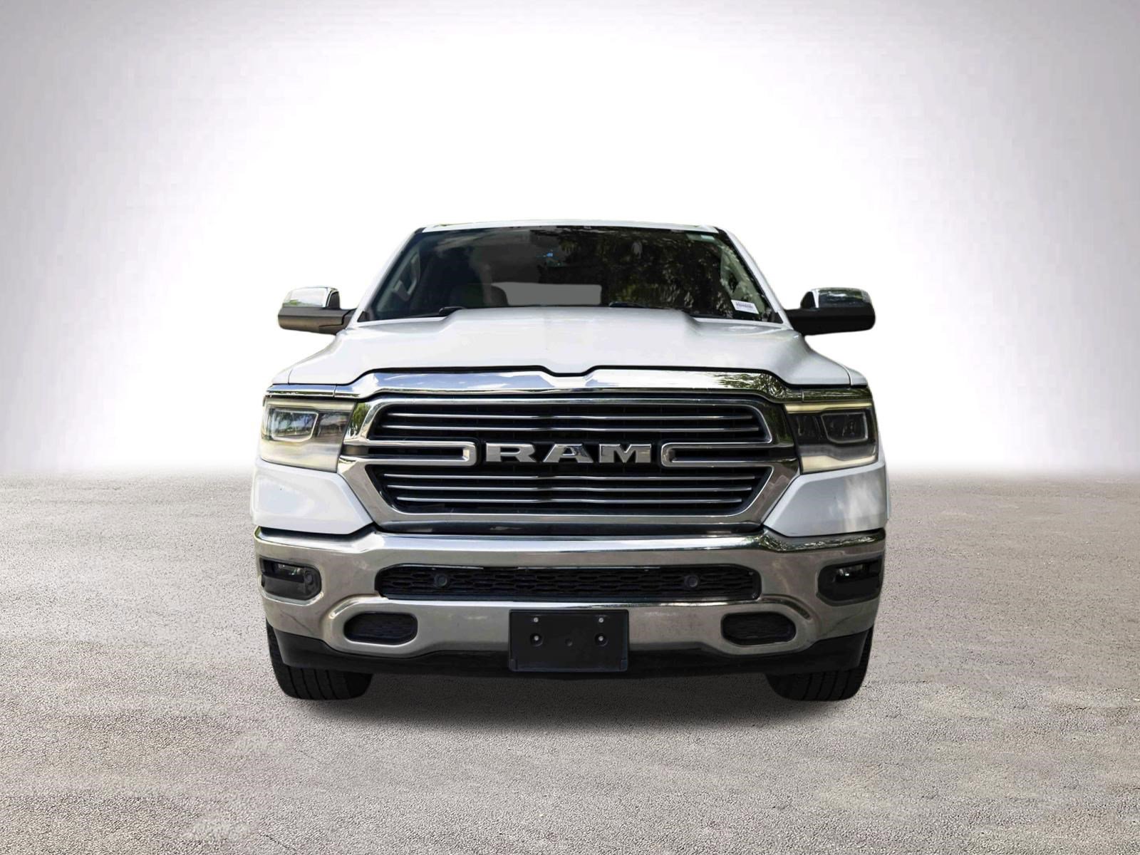 Used 2019 RAM 1500 Laramie AWD/4WD image 3
